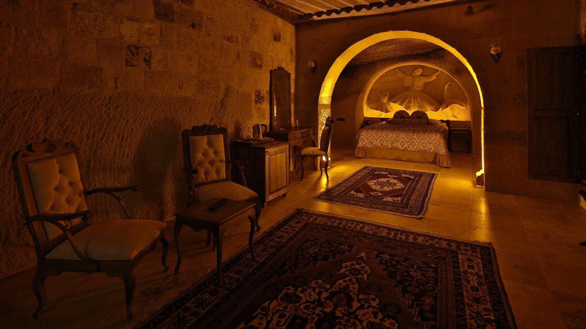 Phocas Cave Suites Гьореме Стая снимка